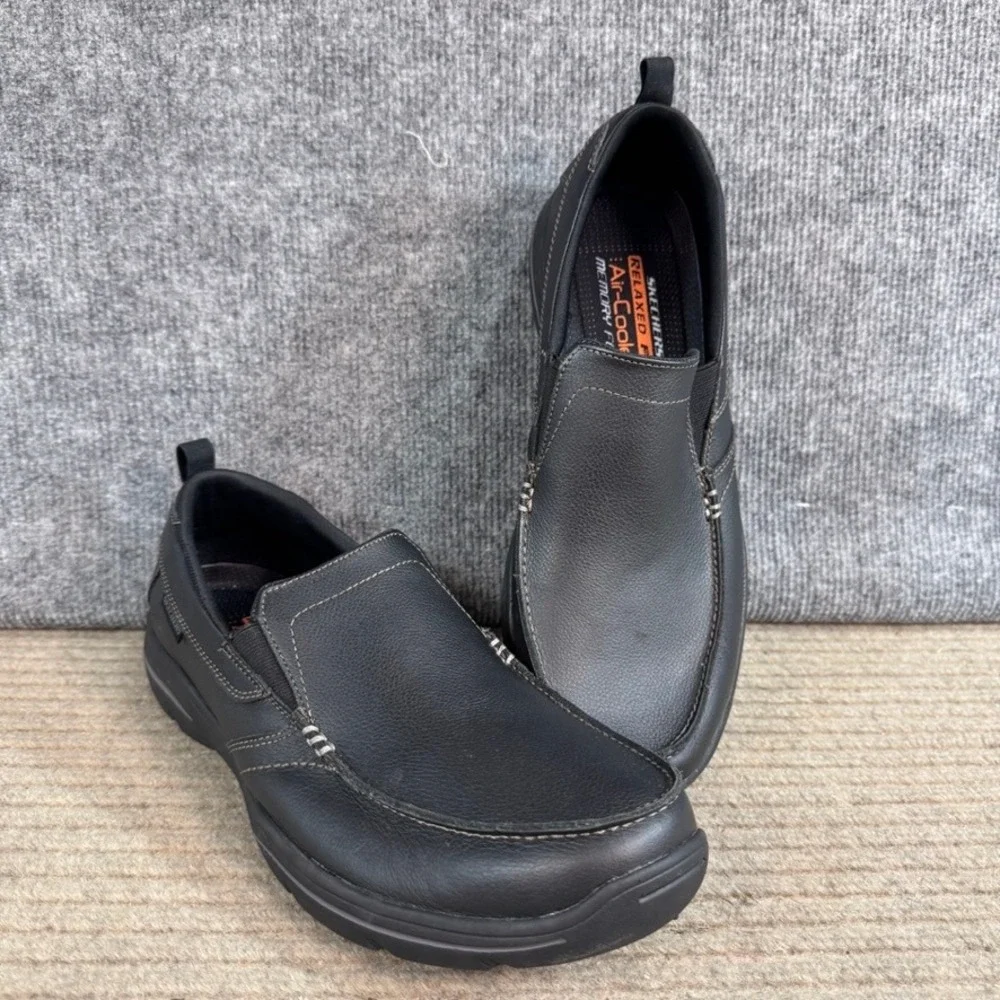 Skechers relaxed fit